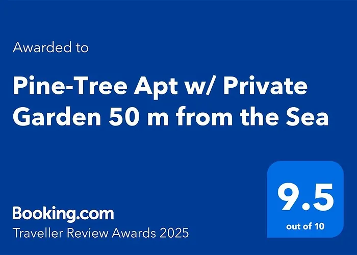 Pine-tree W/ Private Garden 50 M From The Sea