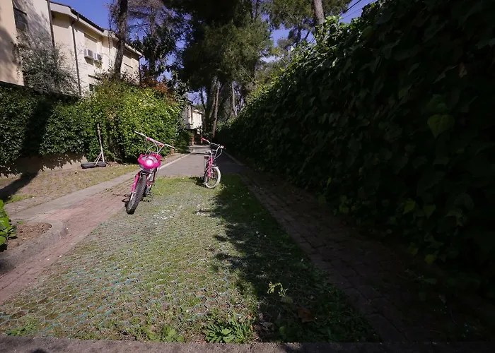 Appartement Pine-tree W/ Private Garden 50 M From The Sea Golem (Tirana)