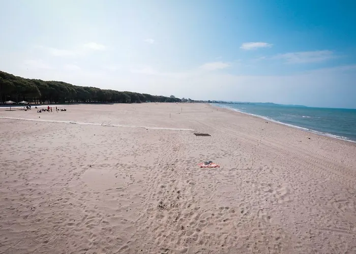 Appartement Pine-tree W/ Private Garden 50 M From The Sea